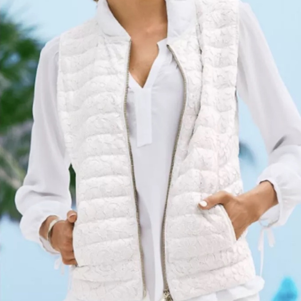 Lilly Pulitzer Cora Lace Vest in Resort White